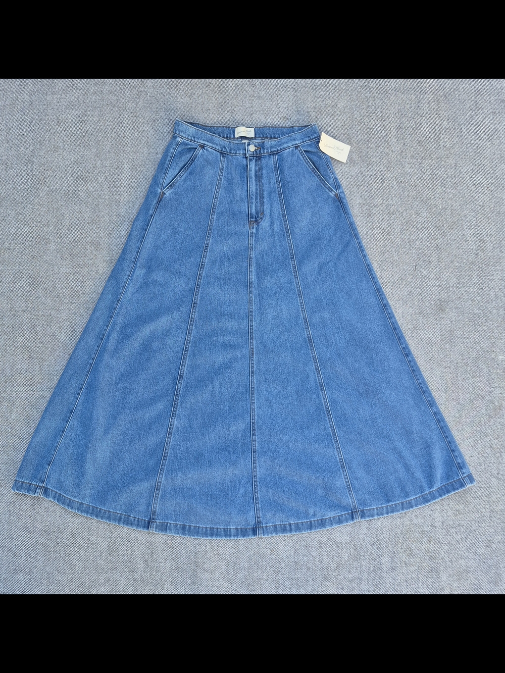 NWT Universal Thread Denim Midi Skirt Size 8 Blue A-Line High Waist - Picture 2 of 8